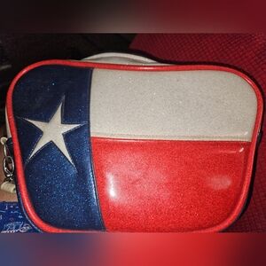 Double K Originals custom Lone Star purse.         Like Trophy Queen